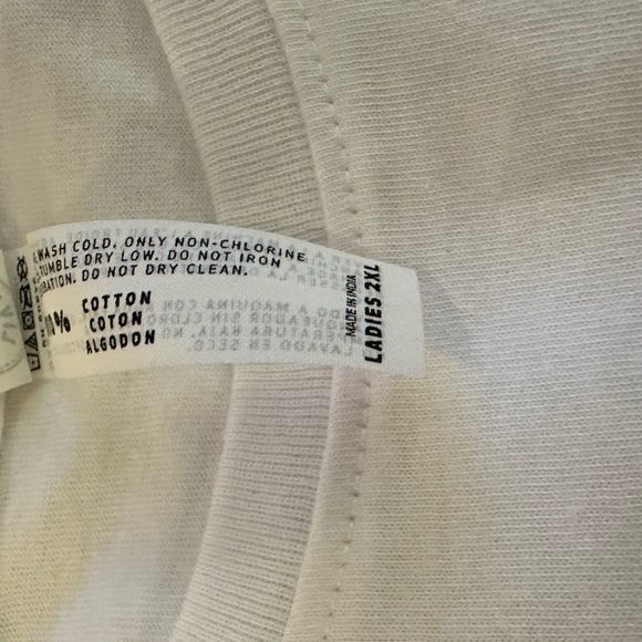 Betty White Power Ranger T-Shirt, Size 2XL - Picture 6 of 6